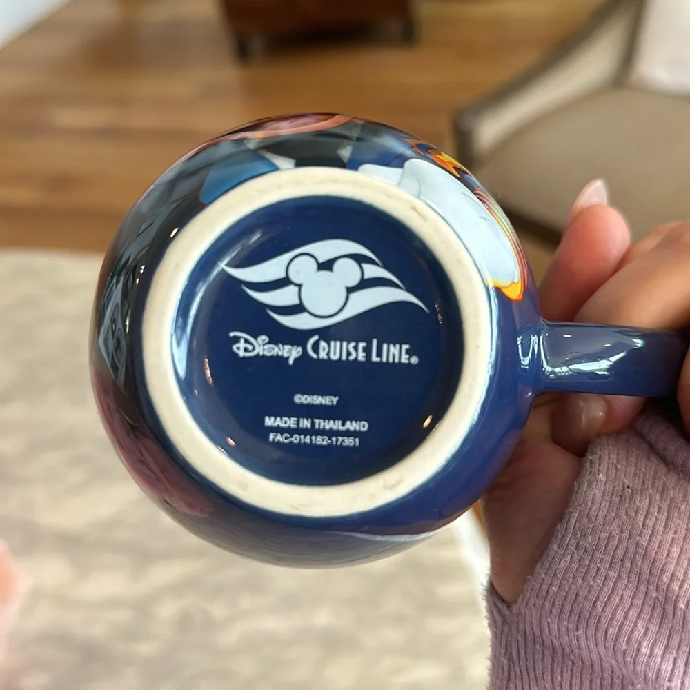 Disney’s CRUISELINE Mickey Mug - Picture 4 of 4